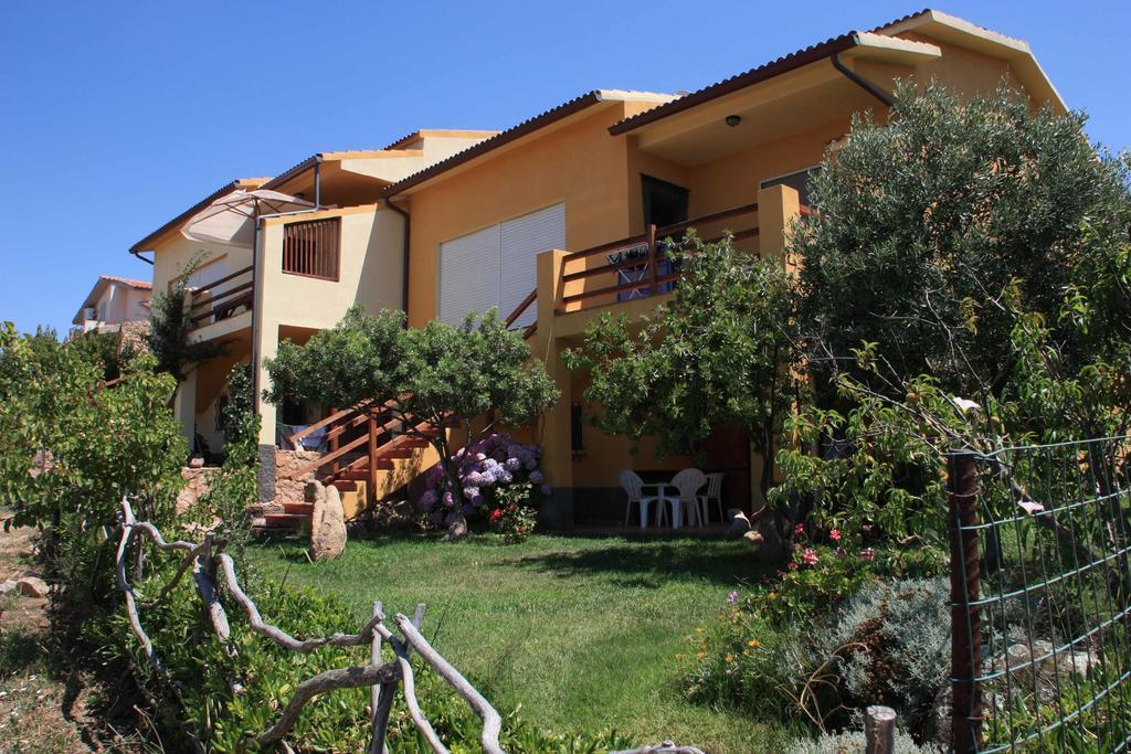 Appartamenti Salusai Trinità dʼAgultu Camera foto